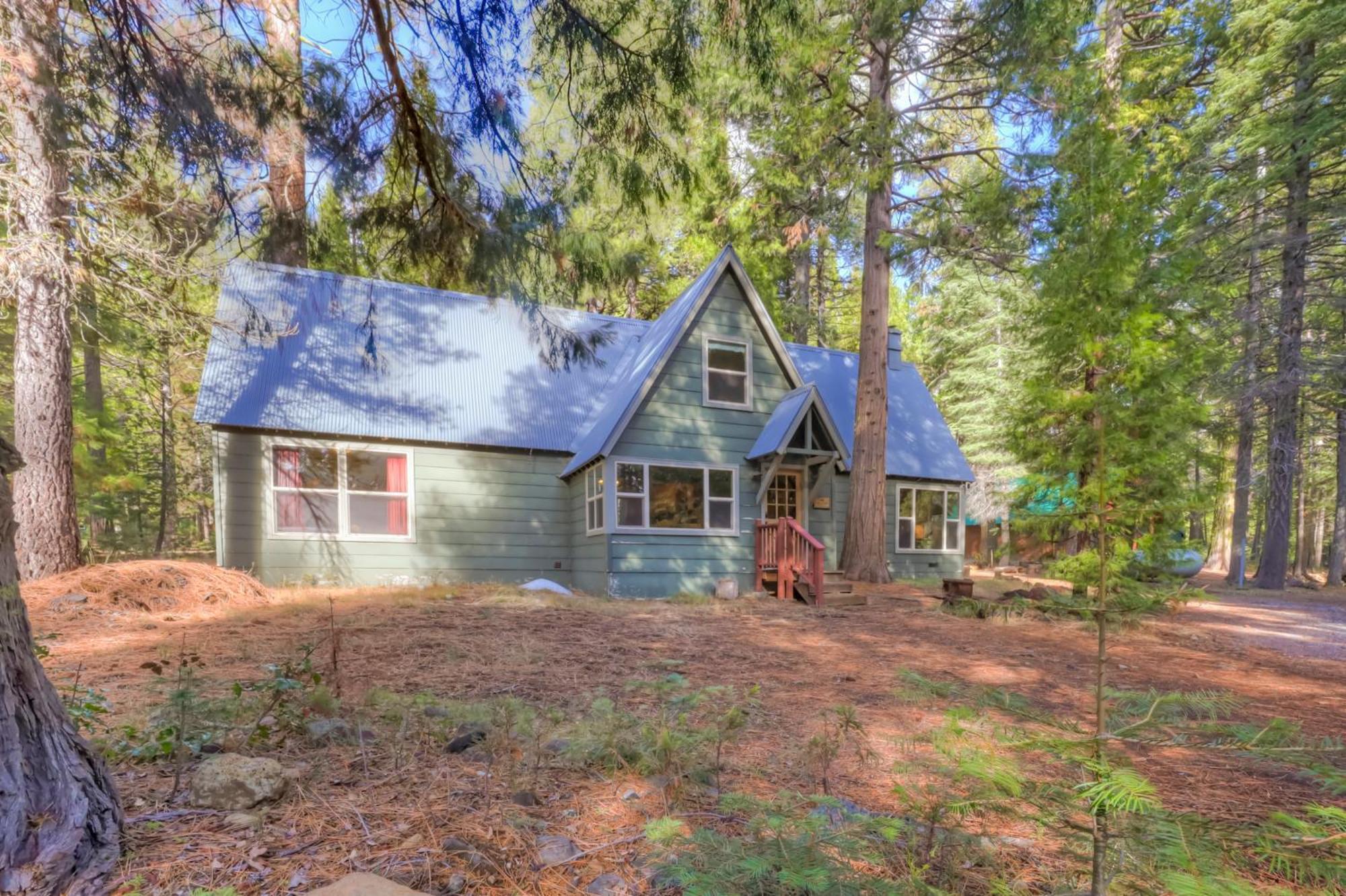 Spacious Classic Cabin Retreat- Near Lassen Mill Creek Bagian luar foto